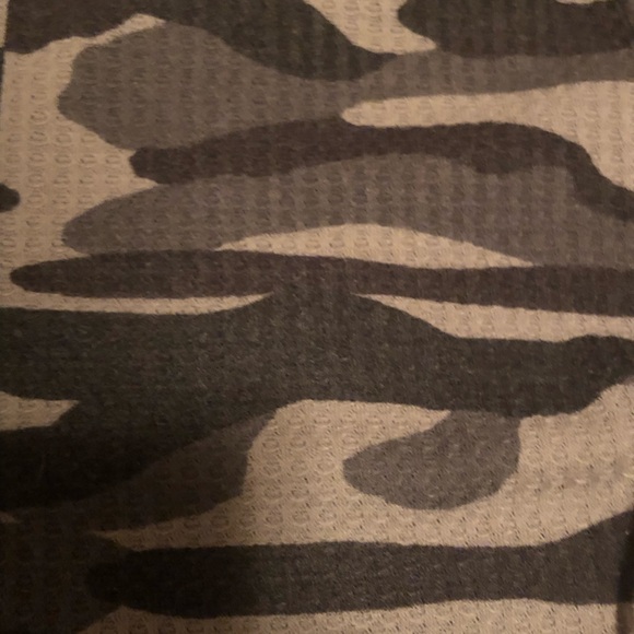 TORRID Waffle Classic Tee - Heart Camo Grey - Picture 7 of 9